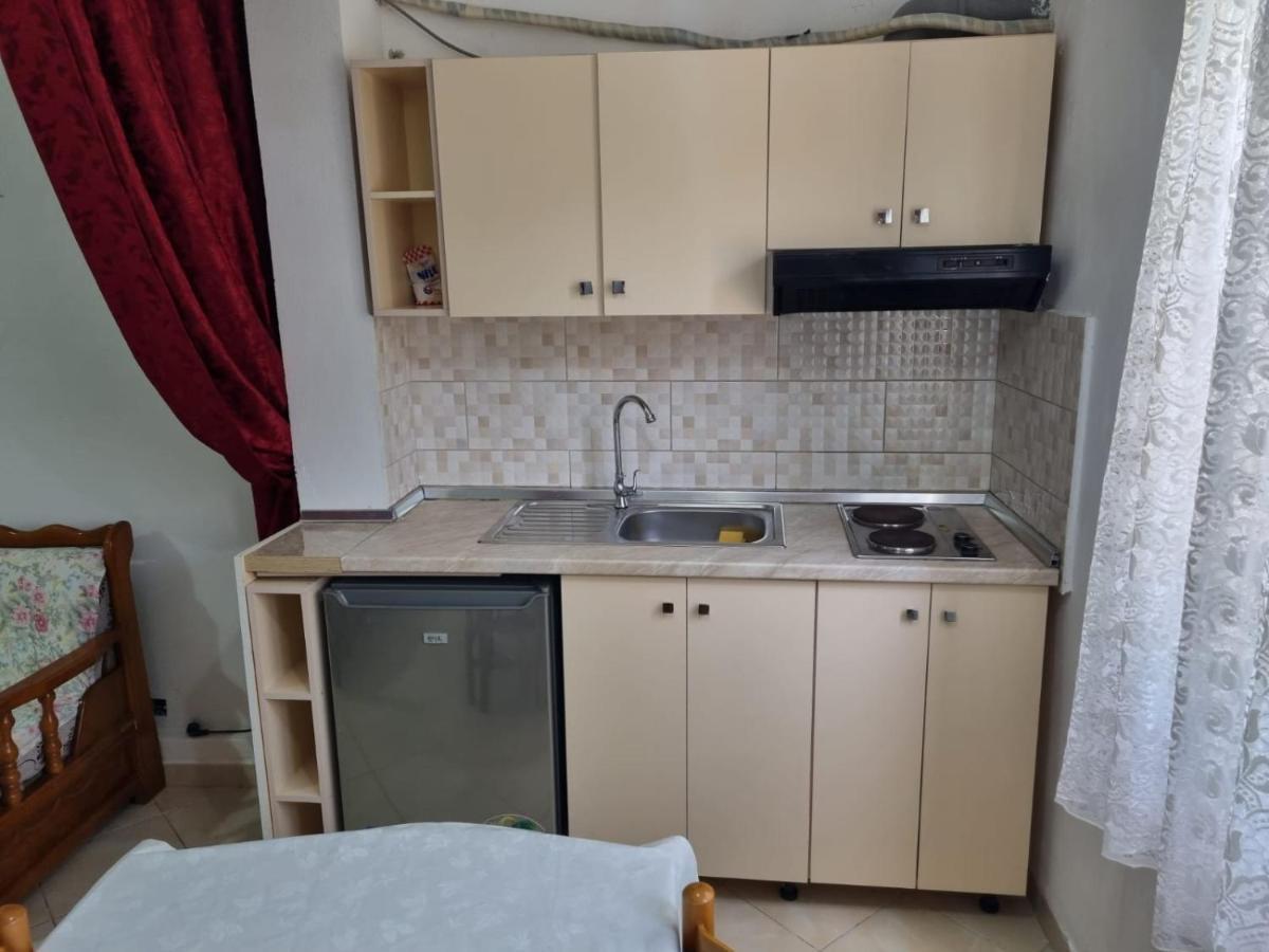 Guesthouse Novi Durrës Kültér fotó