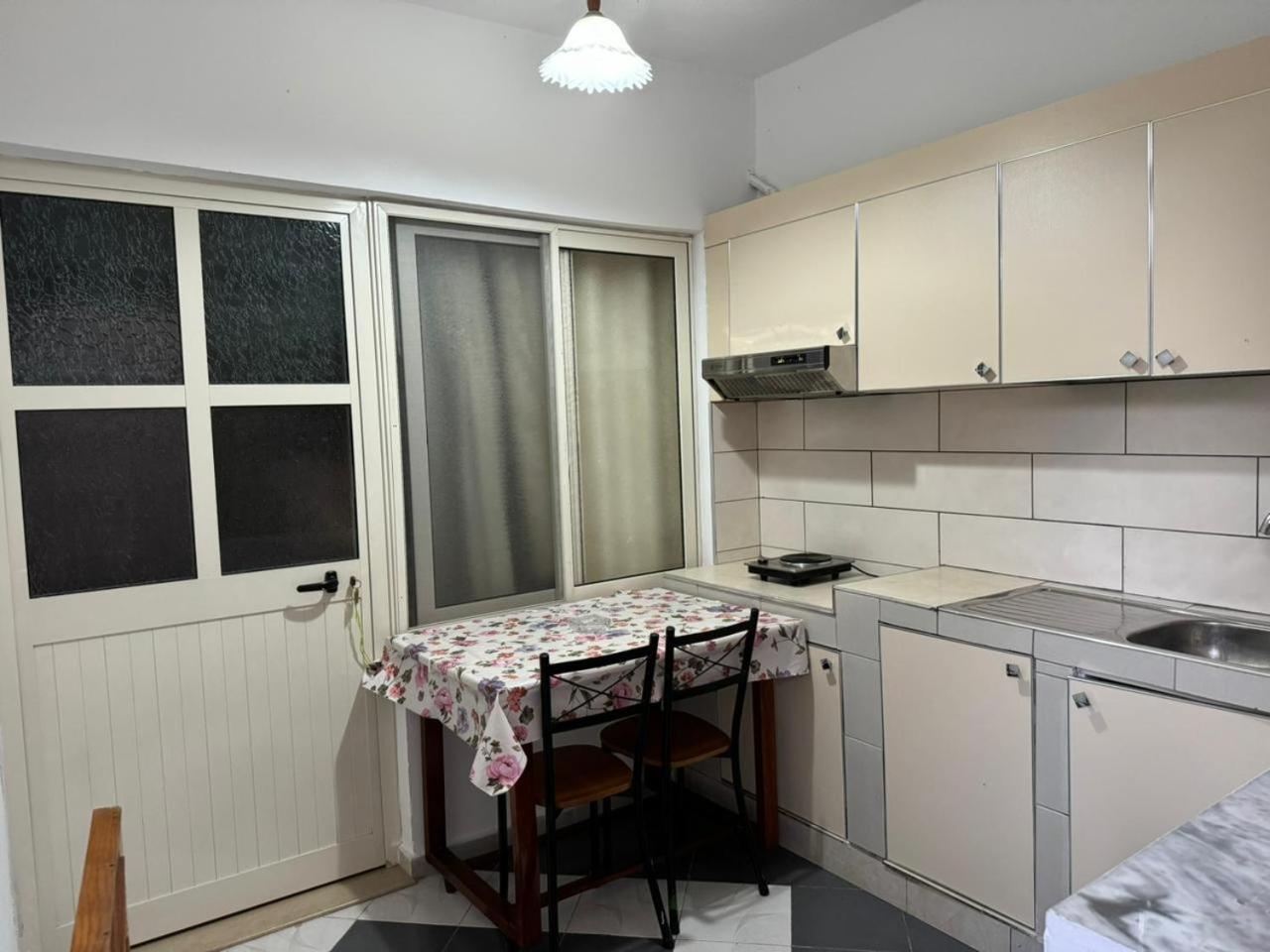 Guesthouse Novi Durrës Kültér fotó
