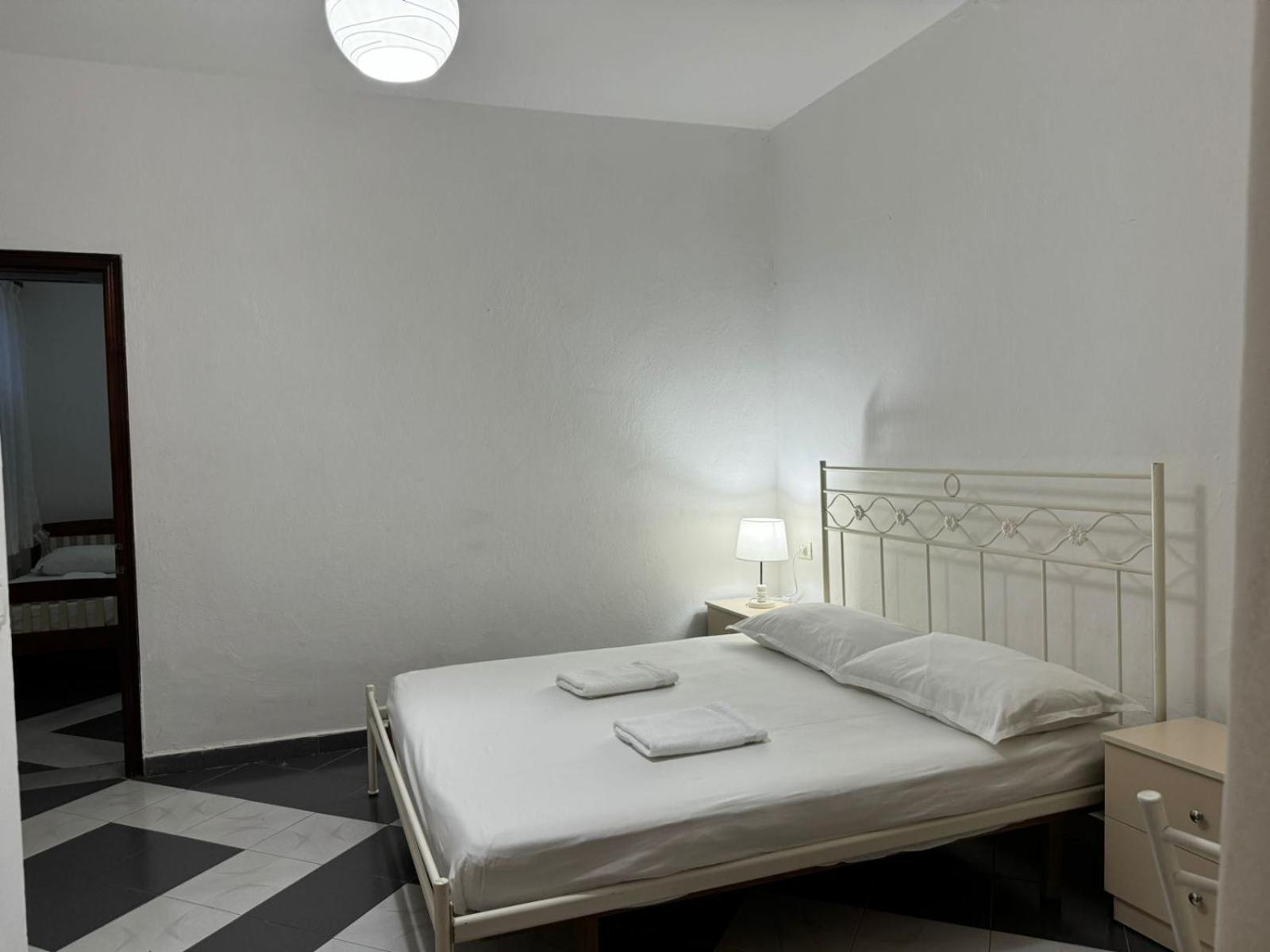 Guesthouse Novi Durrës Kültér fotó