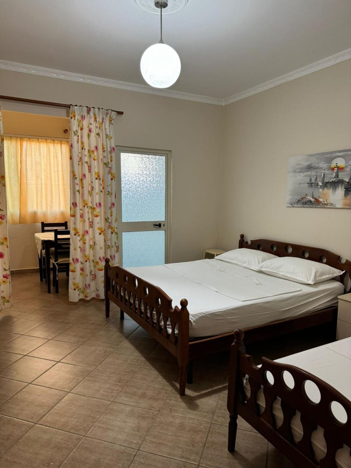 Guesthouse Novi Durrës Kültér fotó