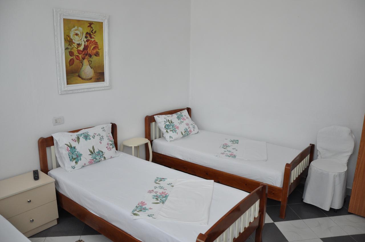 Guesthouse Novi Durrës Kültér fotó