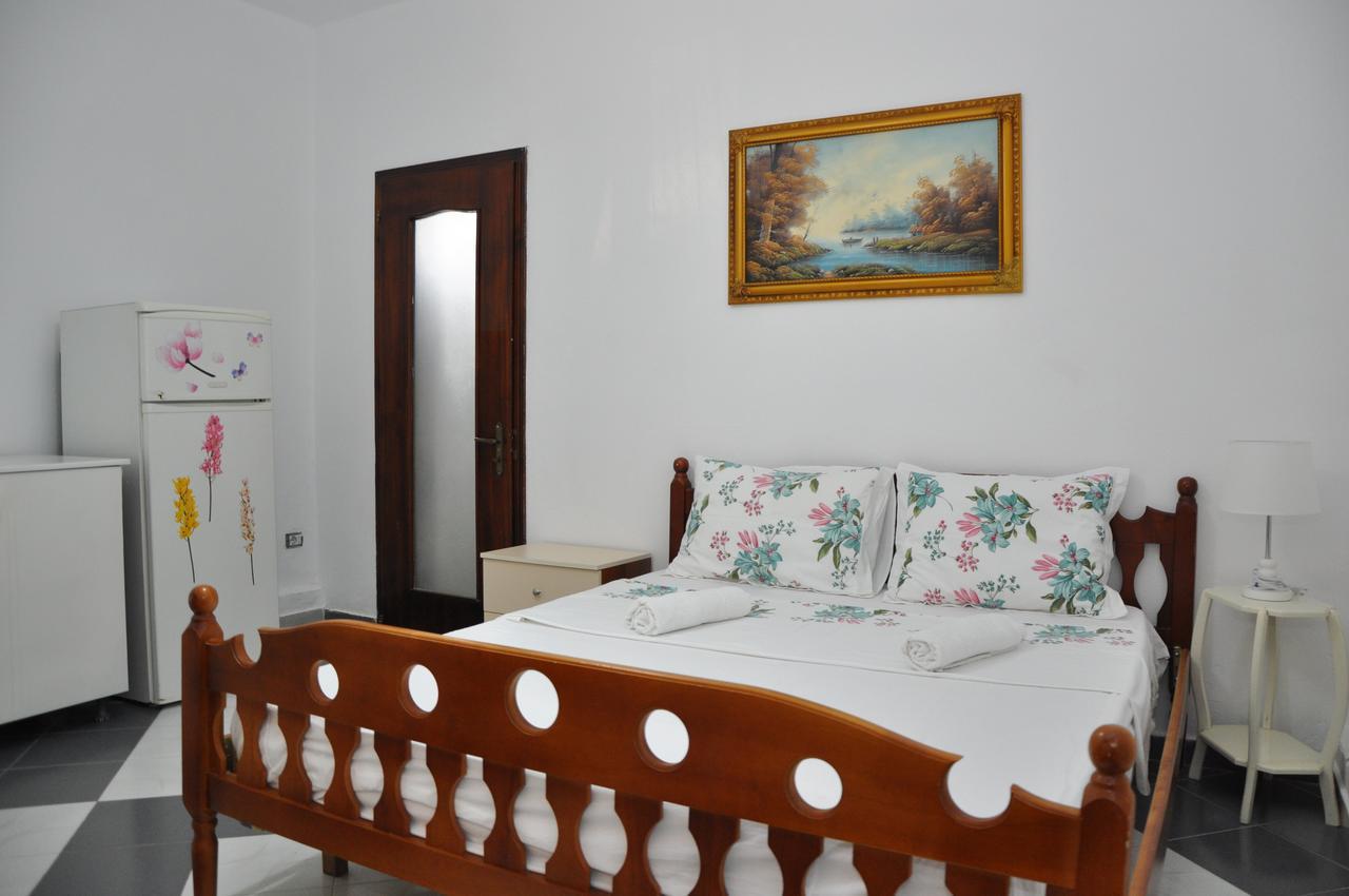 Guesthouse Novi Durrës Kültér fotó